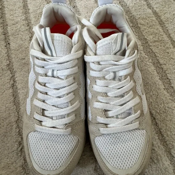Veja Venturi Sneakers Size 6 - Picture 4 of 6